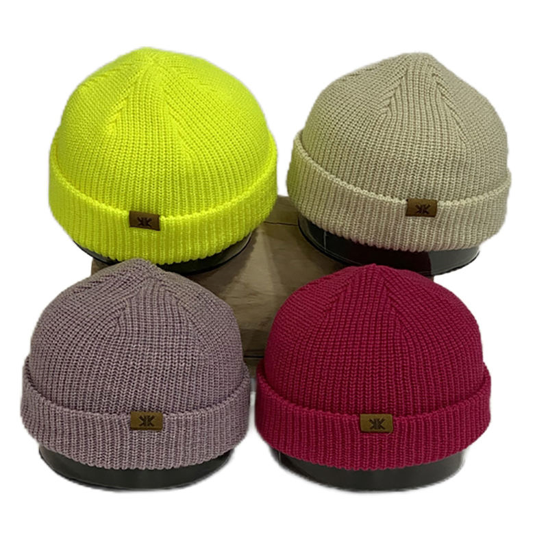 Wholesale Private Label Custom Patch Short Cuff Knit Hat Tra