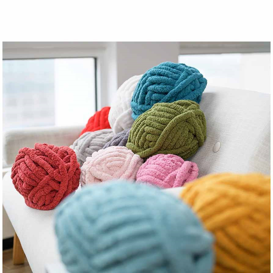 Chenille Chunky Yarn for Arm Knit Crochet Weave Loose Braid